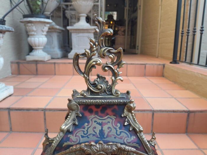 A 19th Century French Tortoiseshell Boulle Clock - Image 8