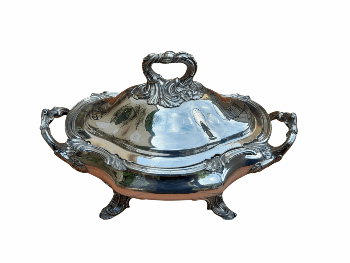A 20th Century Large Silver Plate Tureen With Lid On Feet