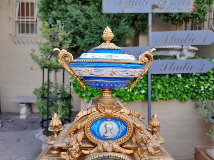 A 19th Century French Sevres And Gilt Metal Clock With Eight Day Key Wound Bell - Image 4