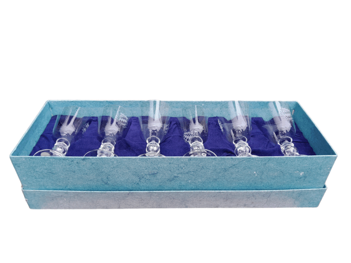 A Boxed Set Of Six Gutezeichen Engraved Crystal Glasses