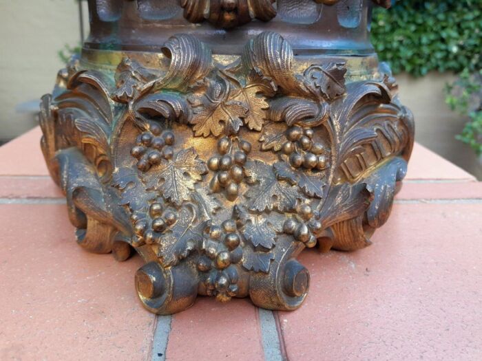 A 20th Century French Gilt Metal and Bronze Clock - Image 7