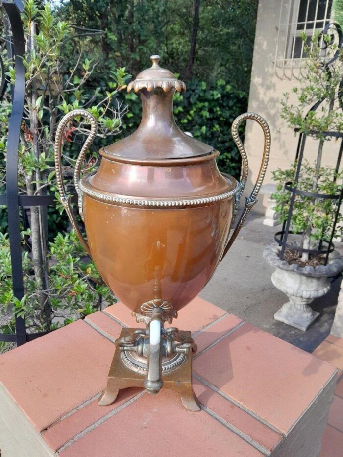 A 19th Century Regency Style Copper Samovar - Image 2