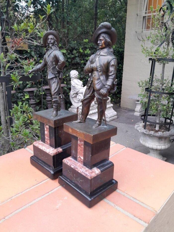 A 20th Century Pair Of Soldiers on Marble Bases ND - Image 2