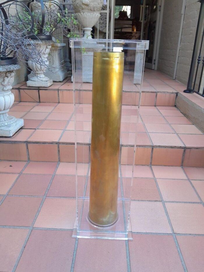 A Mid-20th Century Circa 1945 Set of Seven WW2 Brass Cannon Shells In Perspex Boxes - Image 8