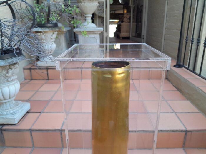 A Mid-20th Century Circa 1945 Set of Seven WW2 Brass Cannon Shells In Perspex Boxes - Image 11
