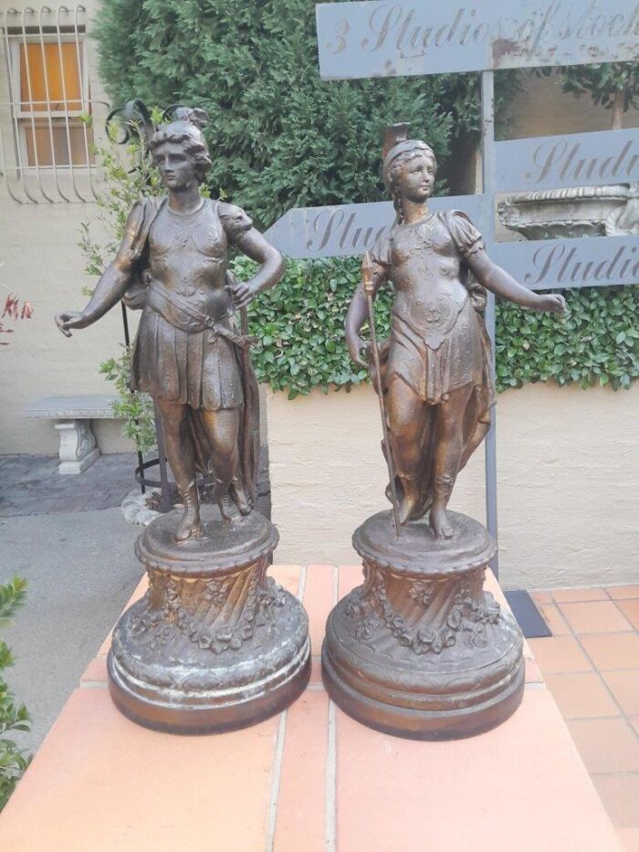 A Pair of 19th Century Patinated Spelter Roman Figures - Image 2