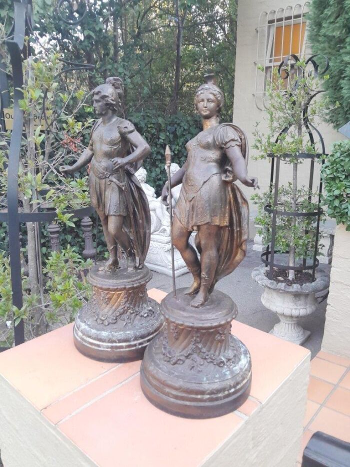 A Pair of 19th Century Patinated Spelter Roman Figures - Image 4