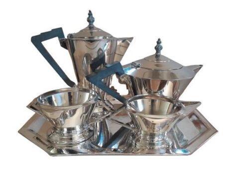 An English 20th Century Art Deco Tea/Coffee Set With Tray