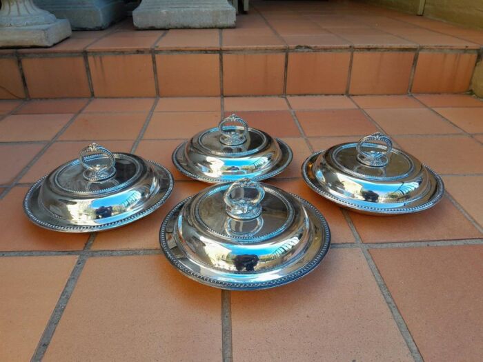 A 19th Century Set Of Four Early Victorian Sheffield Entrée Dishes With Covers - Image 2