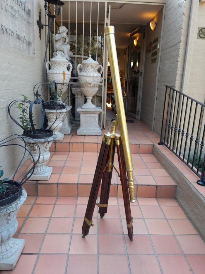 20th Century Antique Solid Brass Nautical Telescope On Wooden Tripod Legs - Image 4