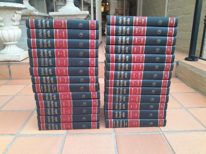 A 20th Century Set Of Twenty Six Collier's Encyclopaedia With Volumes One To Twenty Four And Includes Two Dictionaries - Image 2