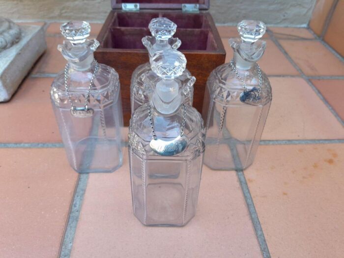 An 18th / Early 19th Century Georgian Mahogany Tantalus With Four Cut Glass Decanters And Three Georgian London Silver Wine Labels - Image 8