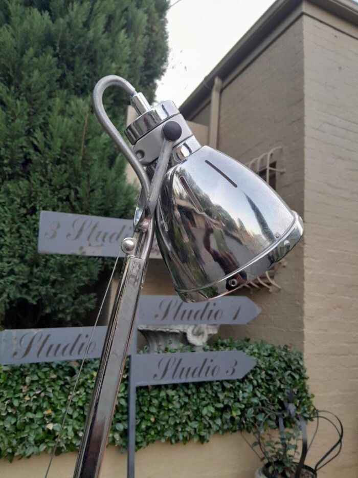 A 20th Century Chrome Adjustable Desk / Table Lamp - Image 5
