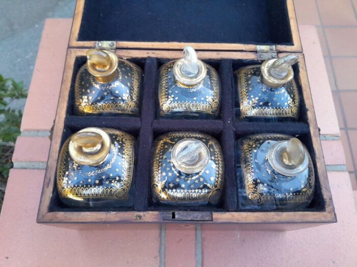 A 20th Century Decanter Velvet Lined Box With Six Decanters And Two Crystal Glasses - Image 5