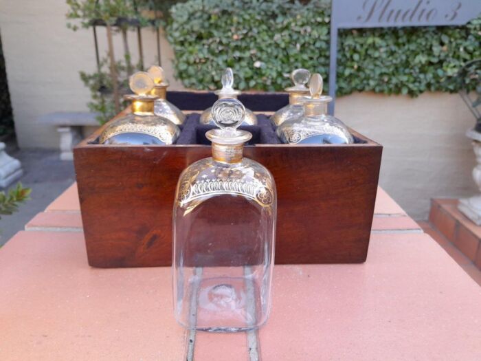 A 20th Century Decanter Velvet Lined Box With Six Decanters And Two Crystal Glasses - Image 12