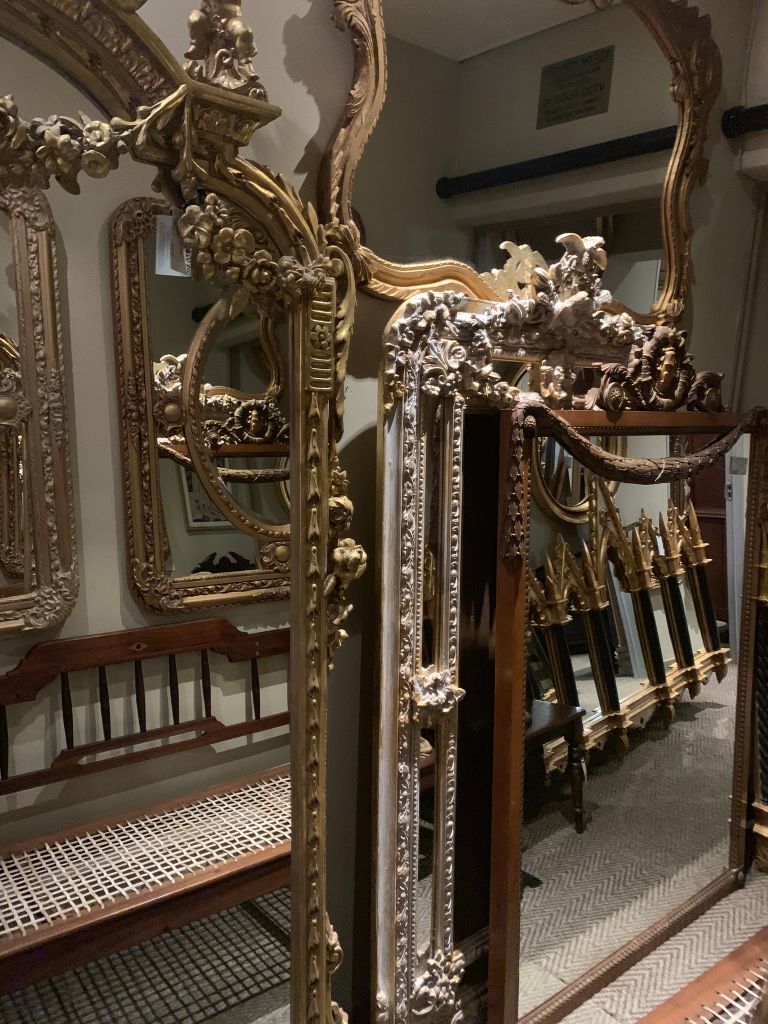 antiques-furniture