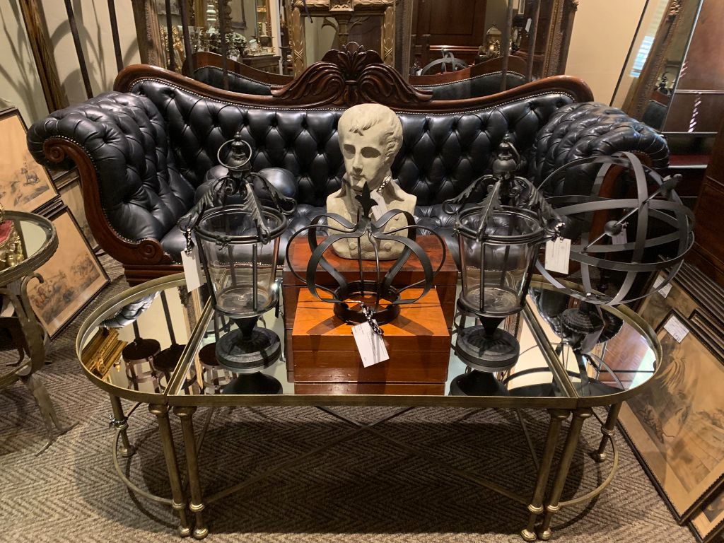 antiques-furniture