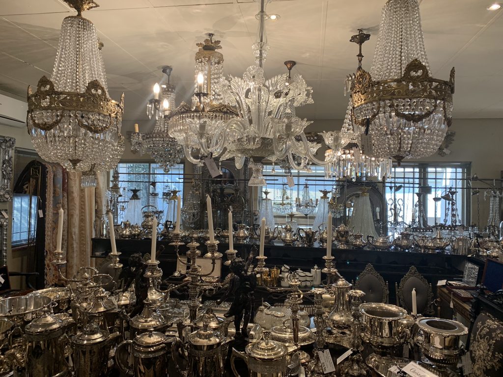 antiques-furniture