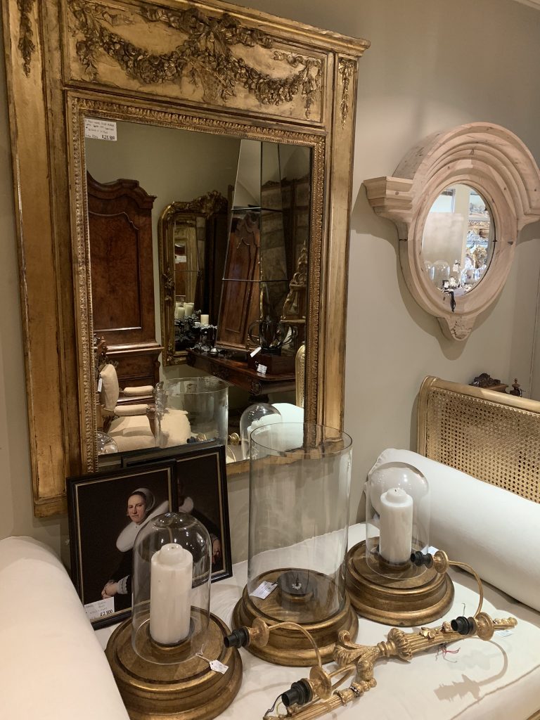 antiques-furniture