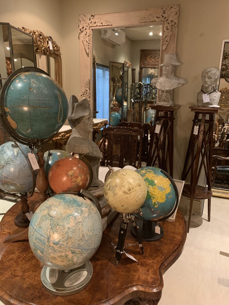 antiques-furniture